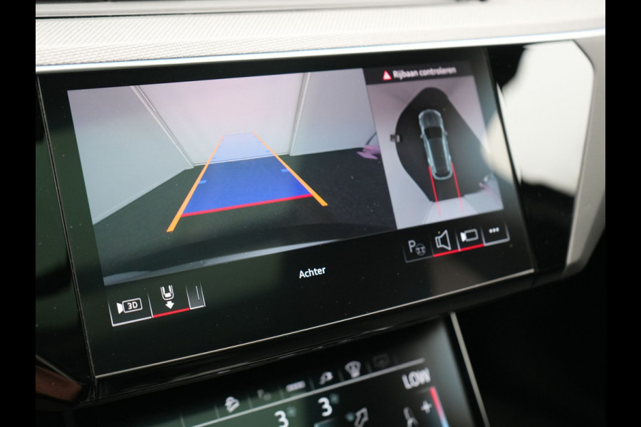Audi Q8 e-tron 55 Quattro S Line 114 kWh 408pk Dealer O.H. | Trekhaak Afn. | Panodak | Luchtvering | Head Up | Adaptive Cruise | Bang & Olufsen | 360 Camera | Matrix LED | Alcantara Sportstoelen Verwarmd | Sfeerverlichting | Keyless | Blis | 21"L.M |