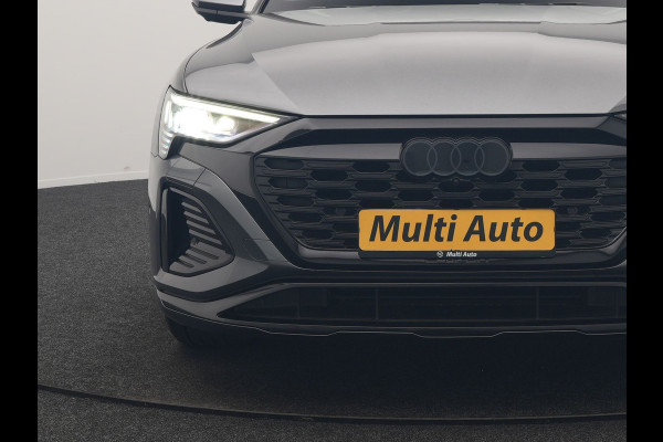 Audi Q8 e-tron 55 Quattro S Line 114 kWh 408pk Dealer O.H. | Trekhaak Afn. | Panodak | Luchtvering | Head Up | Adaptive Cruise | Bang & Olufsen | 360 Camera | Matrix LED | Alcantara Sportstoelen Verwarmd | Sfeerverlichting | Keyless | Blis | 21"L.M |