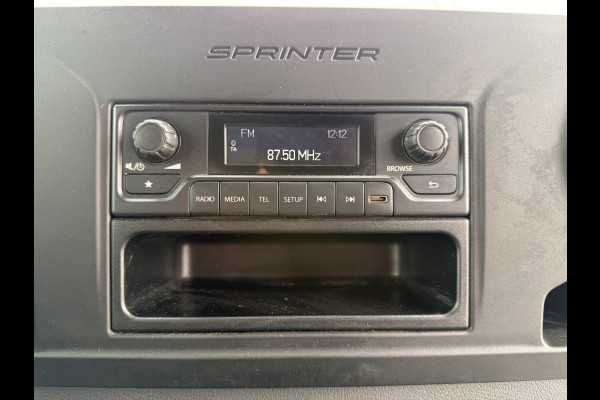 Mercedes-Benz eSprinter 312 55 kWh L2H2 Elektrisch 145km WLTP 80kw Snelladen Climate Control