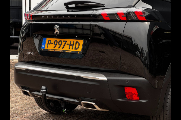 Peugeot 2008 1.2 PT Allure | 130 PK | Trekhaak | Navigatie | NL-Auto | Parkeersensoren | Climate Control |