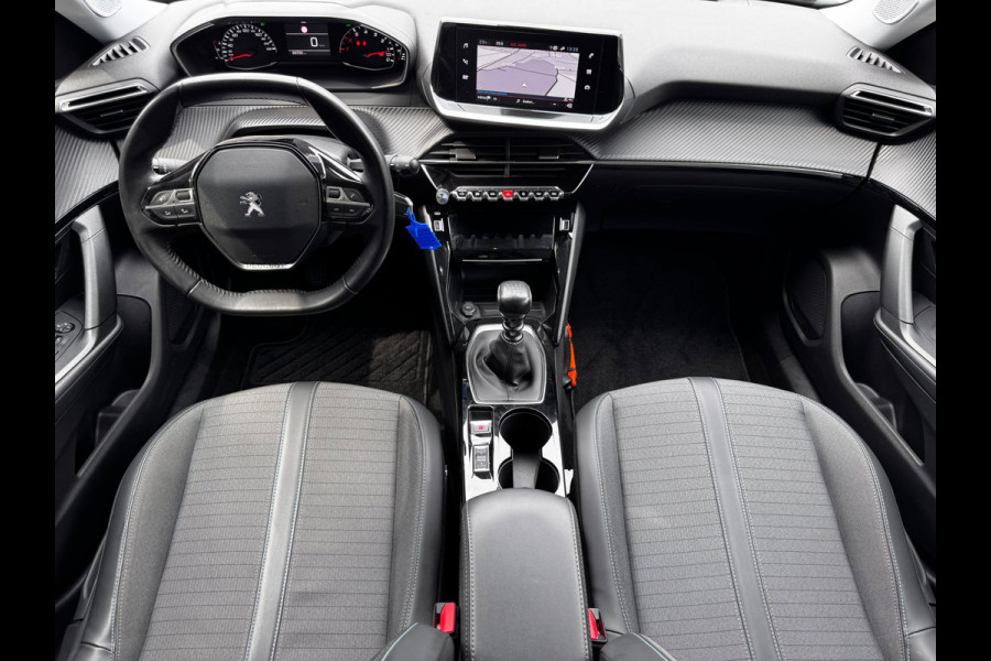 Peugeot 2008 1.2 PT Allure | 130 PK | Trekhaak | Navigatie | NL-Auto | Parkeersensoren | Climate Control |