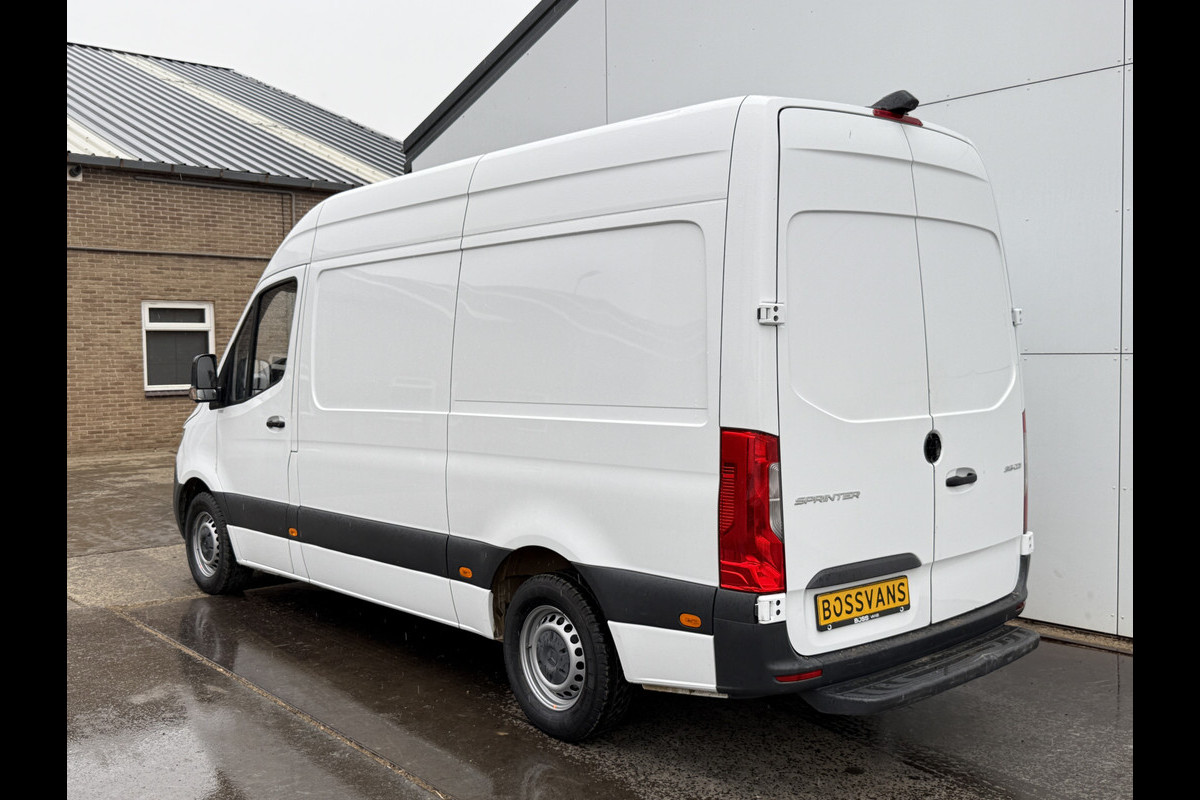 Mercedes-Benz Sprinter 315 1.9 CDI 150pk Automaat L2H2 Climate Control MBUX Camera Carplay Cruise Control