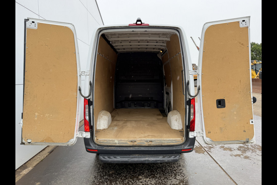Mercedes-Benz Sprinter 315 1.9 CDI 150pk Automaat L2H2 Climate Control MBUX Camera Carplay Cruise Control