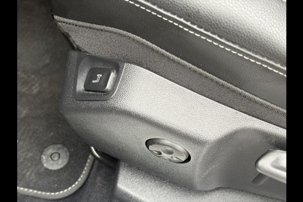 Opel Grandland X 1.2 Turbo Ultimate D-riem vv in 12-2024,1e Eigenaar,360°Camera,Trekhaak,131pk,6 Bak,Navi,Halfleder,Dodehoek,Rijstrooksensor,Keyless,Stoelverw,N.A.P,Apk tot 02-2027