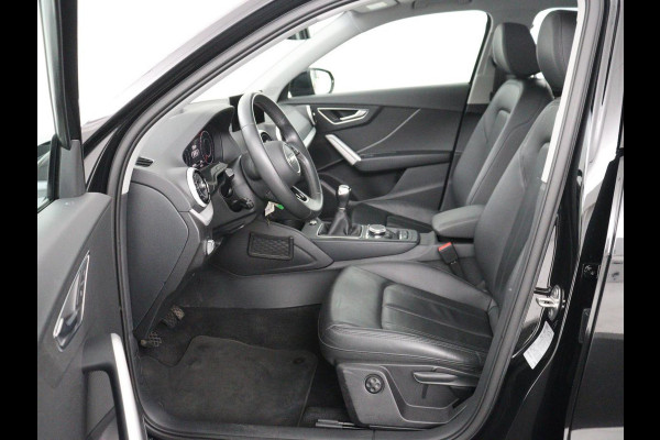 Audi Q2 30 TFSI Advanced edition | Panoramadak | Leder | Virtual Dashboard | Stoelverwarming | Climate control | Camera | Park assist | Cruise control | Navigatie |
