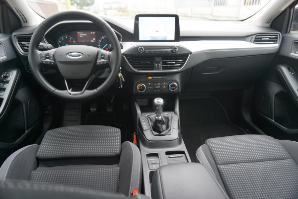 Ford Focus 1.0 EcoB.125PK Hybrid Business/WinterPack/Camera/ AGR-Comfort Stoel.
