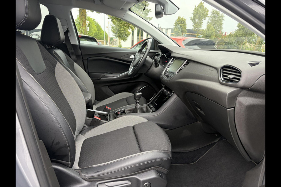 Opel Grandland X 1.2 Turbo Ultimate D-riem vv in 12-2024,1e Eigenaar,360°Camera,Trekhaak,131pk,6 Bak,Navi,Halfleder,Dodehoek,Rijstrooksensor,Keyless,Stoelverw,N.A.P,Apk tot 02-2027
