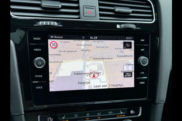 Volkswagen Golf 1.5 TSI Highline Pano/Virtual/Camera