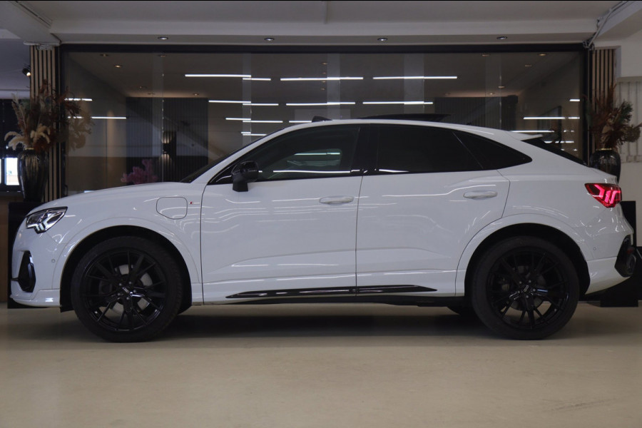 Audi Q3 Sportback 45 TFSI e S Edition 3X S-Line /PANO/CARPLAY/KEYLES/STOELV/BOMVOL