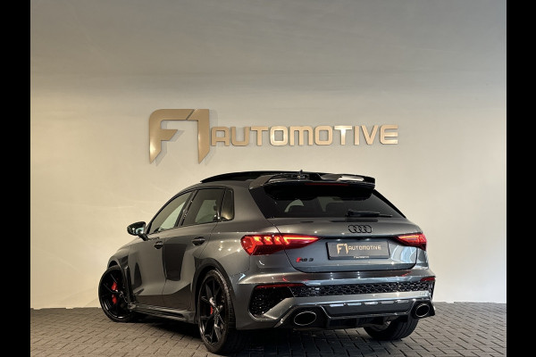 Audi RS3 Sportback 2.5 TFSI quattro Pano|Ceramic|Akra|Massage