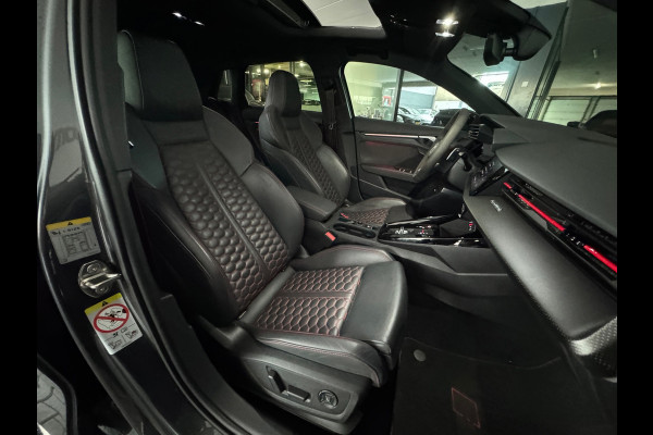 Audi RS3 Sportback 2.5 TFSI quattro Pano|Ceramic|Akra|Massage