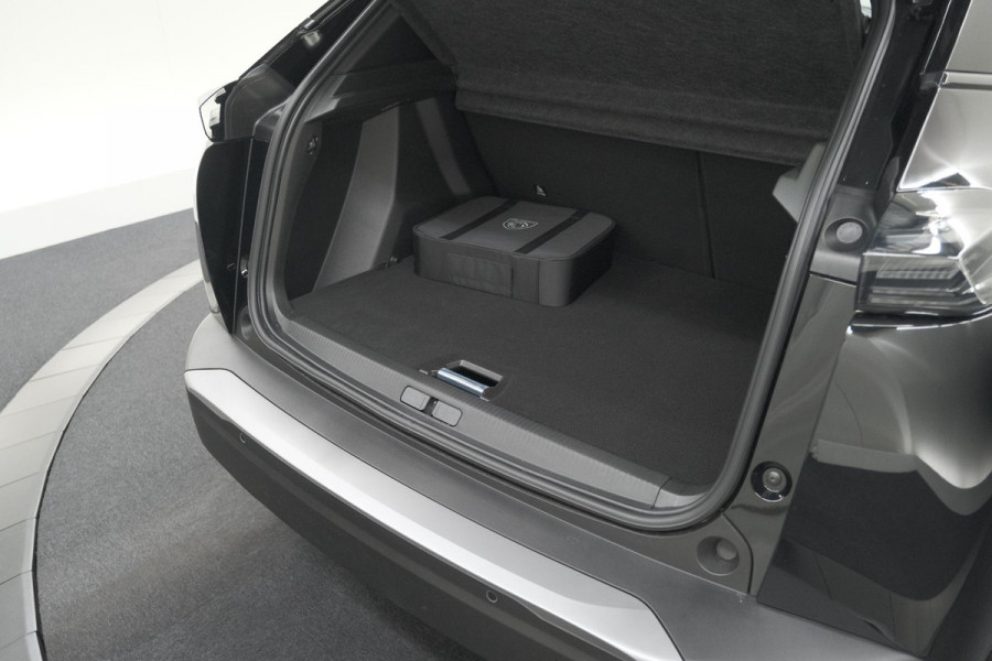 Peugeot e-2008 EV GT 54 kWh | 11 KW Lader | Warmtepomp | Camera | Alcantara Pakket | Stoelmassage