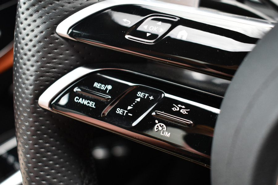 Mercedes-Benz C-Klasse Estate 300 e AMG Line Pano Distr HUD 360 Burm Massage+Ventilatie