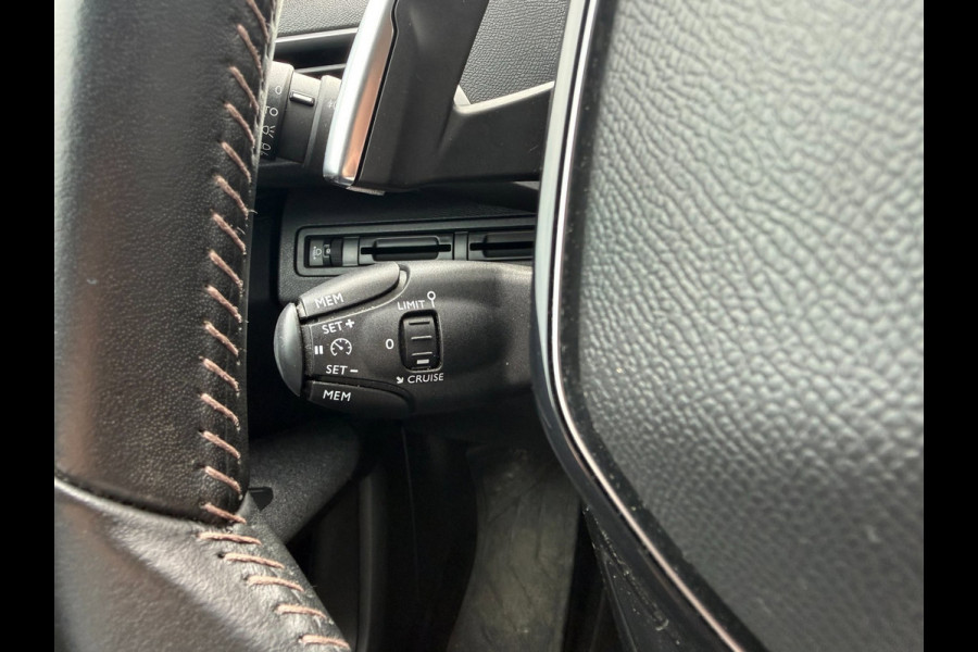 Peugeot 3008 1.2 PureTech Active | Dealer onderhouden | Cruise | PDC