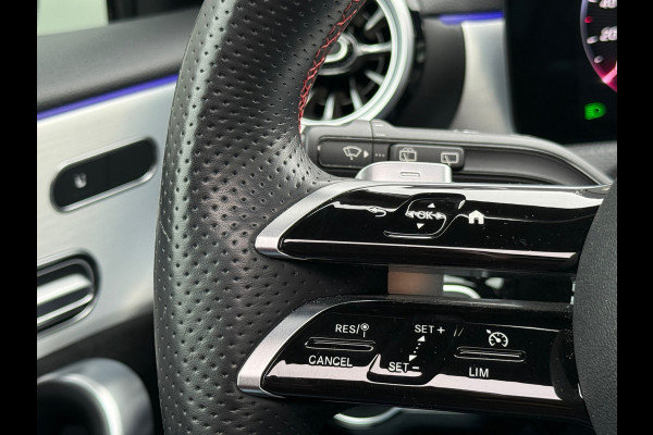 Mercedes-Benz A-Klasse 250 e AMG Line Pano|Memory|Sfeer|360cam|Dealer Onderhoude
