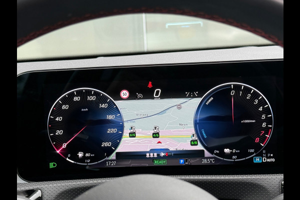 Mercedes-Benz A-Klasse 250 e AMG Line Pano|Memory|Sfeer|360cam|Dealer Onderhoude