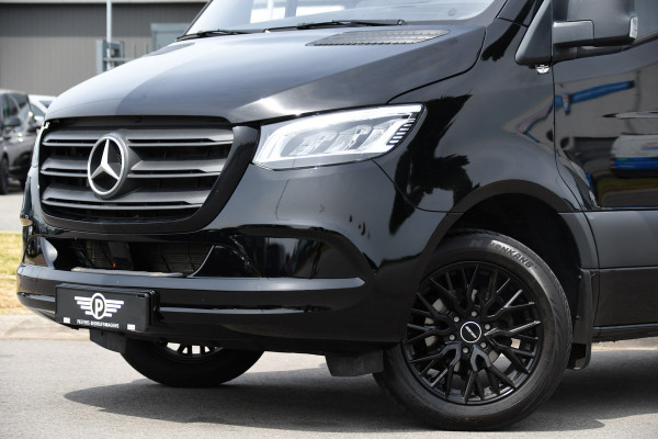 Mercedes-Benz Sprinter 317 1.9 CDI L2H2 RWD Black Edition Camera, Cruise, Carplay, LED, 170pk, Automaat, Stoelverwarming, Standkachel, Mbux, Leder, Uniek!
