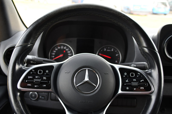 Mercedes-Benz Sprinter 317 1.9 CDI L2H2 RWD Black Edition Camera, Cruise, Carplay, LED, 170pk, Automaat, Stoelverwarming, Standkachel, Mbux, Leder, Uniek!