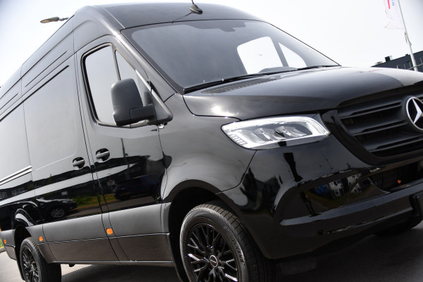 Mercedes-Benz Sprinter 317 1.9 CDI L2H2 RWD Black Edition Camera, Cruise, Carplay, LED, 170pk, Automaat, Stoelverwarming, Standkachel, Mbux, Leder, Uniek!