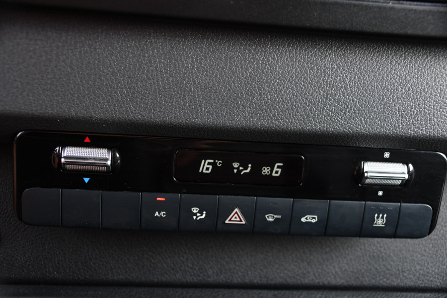 Mercedes-Benz Sprinter 317 1.9 CDI L2H2 RWD Black Edition Camera, Cruise, Carplay, LED, 170pk, Automaat, Stoelverwarming, Standkachel, Mbux, Leder, Uniek!