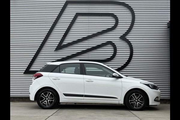 Hyundai i20 1.0 T-GDI Comfort 2e Eigenaar|Camera|Navi|Clima|Cruise|Elek Ramen|LM Velgeni|PDC|N.A.P|Nieuwe APK bij aflevering