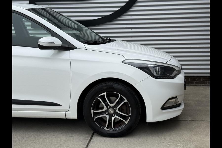 Hyundai i20 1.0 T-GDI Comfort 2e Eigenaar|Camera|Navi|Clima|Cruise|Elek Ramen|LM Velgeni|PDC|N.A.P|Nieuwe APK bij aflevering