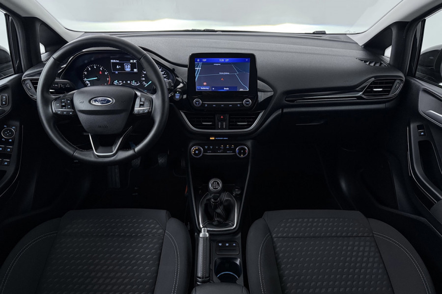 Ford Fiesta 1.0 EcoBoost Titanium (NAVIGATIE, CLIMA, PARKEERSENSOREN, 1e EIGENAAR, GOED ONDERHOUDEN)