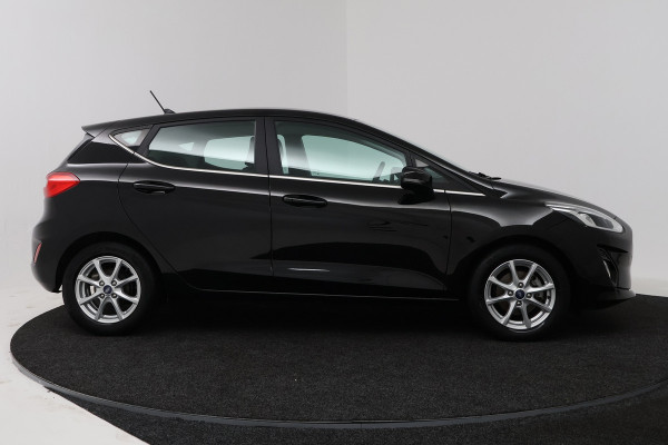 Ford Fiesta 1.0 EcoBoost Titanium (NAVIGATIE, CLIMA, PARKEERSENSOREN, 1e EIGENAAR, GOED ONDERHOUDEN)