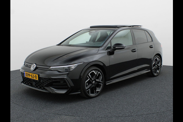 Volkswagen Golf 1.5 eTSI R-Line Edition | Pano | Keyless | Trekhaak wegkl. | IQ Light | Head Up | Harman/Kardon | Prijs Rijklaar!!