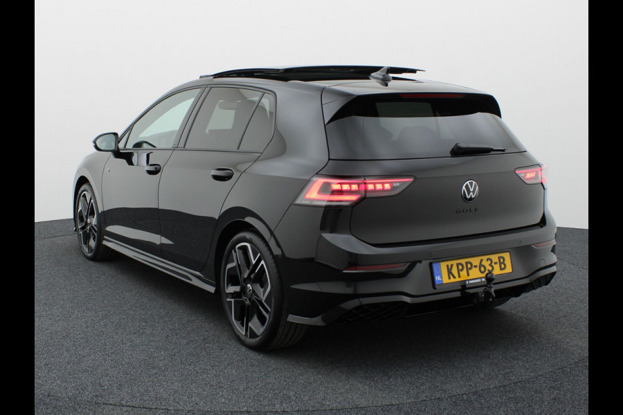 Volkswagen Golf 1.5 eTSI R-Line Edition | Pano | Keyless | Trekhaak wegkl. | IQ Light | Head Up | Harman/Kardon | Prijs Rijklaar!!