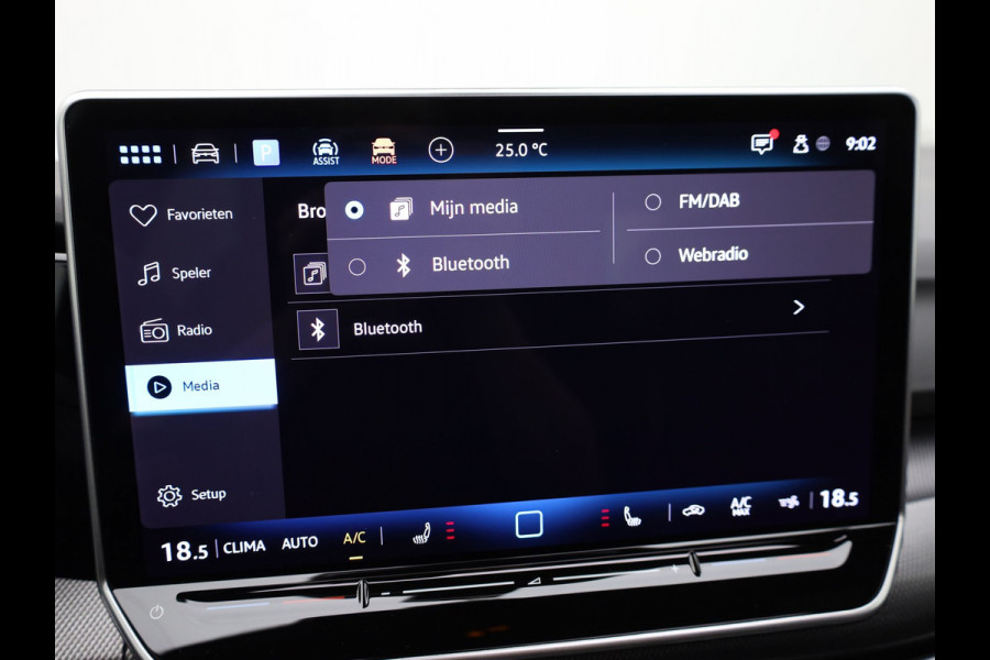 Volkswagen Golf 1.5 eTSI R-Line Edition | Pano | Keyless | Trekhaak wegkl. | IQ Light | Head Up | Harman/Kardon | Prijs Rijklaar!!