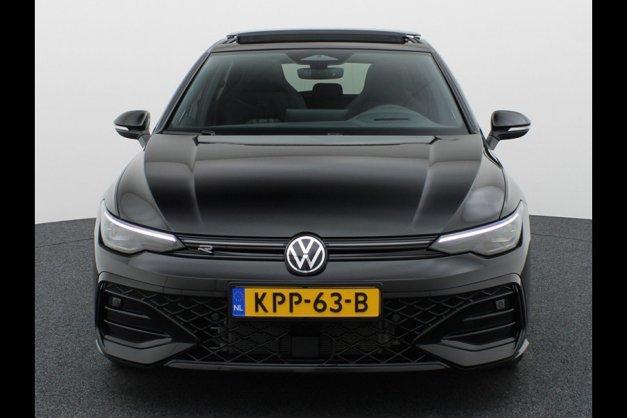 Volkswagen Golf 1.5 eTSI R-Line Edition | Pano | Keyless | Trekhaak wegkl. | IQ Light | Head Up | Harman/Kardon | Prijs Rijklaar!!