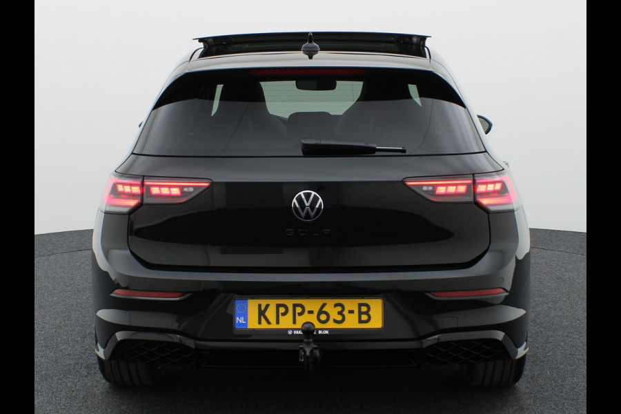 Volkswagen Golf 1.5 eTSI R-Line Edition | Pano | Keyless | Trekhaak wegkl. | IQ Light | Head Up | Harman/Kardon | Prijs Rijklaar!!