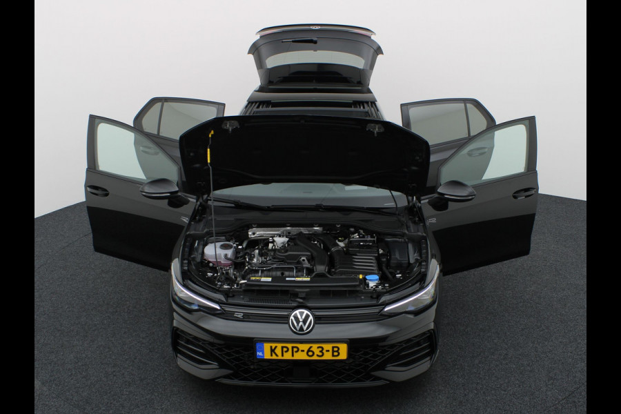 Volkswagen Golf 1.5 eTSI R-Line Edition | Pano | Keyless | Trekhaak wegkl. | IQ Light | Head Up | Harman/Kardon | Prijs Rijklaar!!