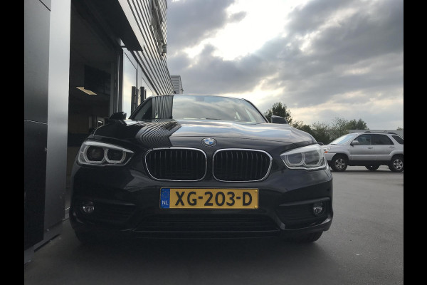 BMW 1-serie 118i Corporate Lease Executive Automaat