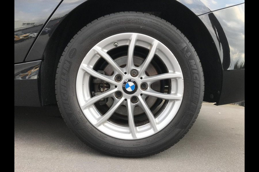 BMW 1-serie 118i Corporate Lease Executive Automaat