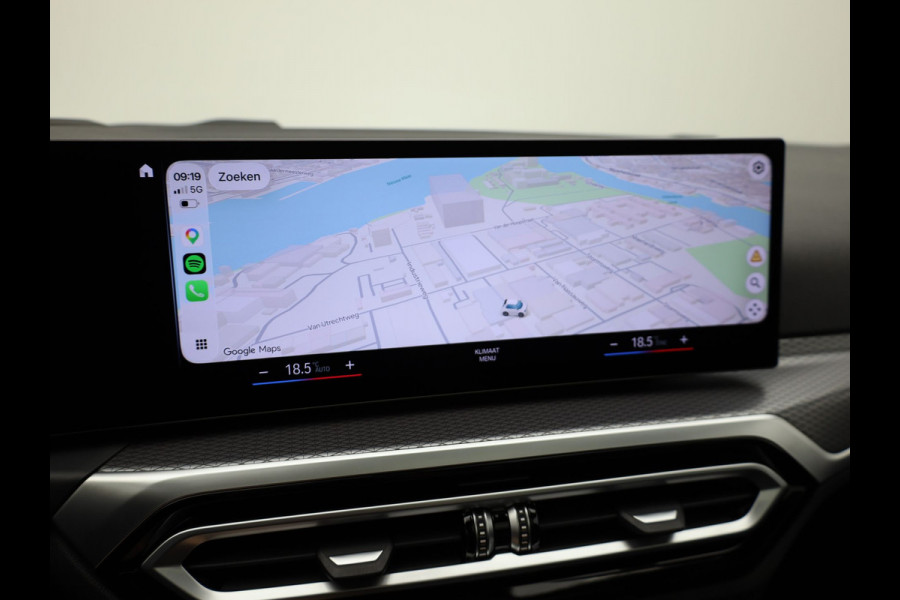 BMW 3 Serie Touring M340i xDrive | Pano | Keyless | Memory | Trekhaak | Laser | Head Up | 19'' | Prijs Rijklaar!!