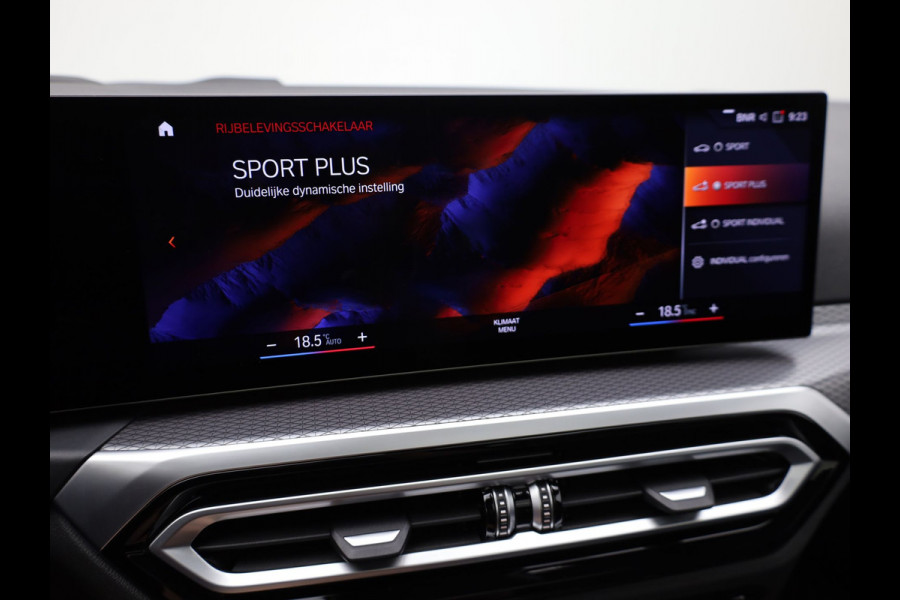 BMW 3 Serie Touring M340i xDrive | Pano | Keyless | Memory | Trekhaak | Laser | Head Up | 19'' | Prijs Rijklaar!!
