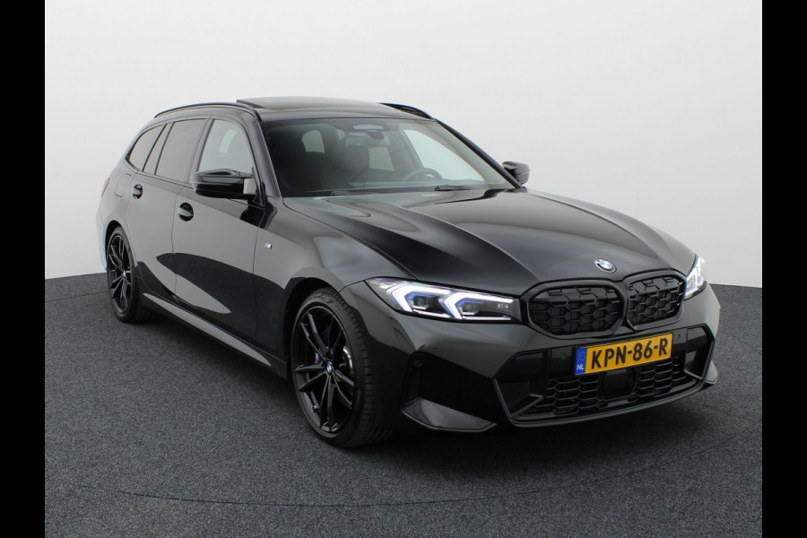 BMW 3 Serie Touring M340i xDrive | Pano | Keyless | Memory | Trekhaak | Laser | Head Up | 19'' | Prijs Rijklaar!!