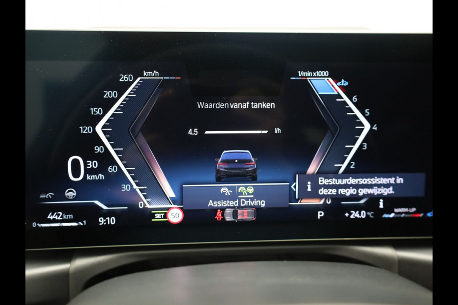 BMW 3 Serie Touring M340i xDrive | Pano | Keyless | Memory | Trekhaak | Laser | Head Up | 19'' | Prijs Rijklaar!!