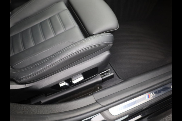 BMW 3 Serie Touring M340i xDrive | Pano | Keyless | Memory | Trekhaak | Laser | Head Up | 19'' | Prijs Rijklaar!!