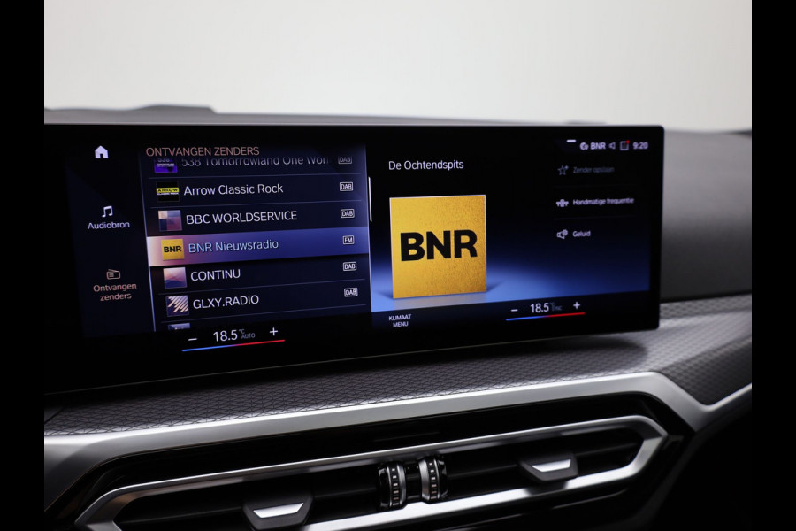 BMW 3 Serie Touring M340i xDrive | Pano | Keyless | Memory | Trekhaak | Laser | Head Up | 19'' | Prijs Rijklaar!!