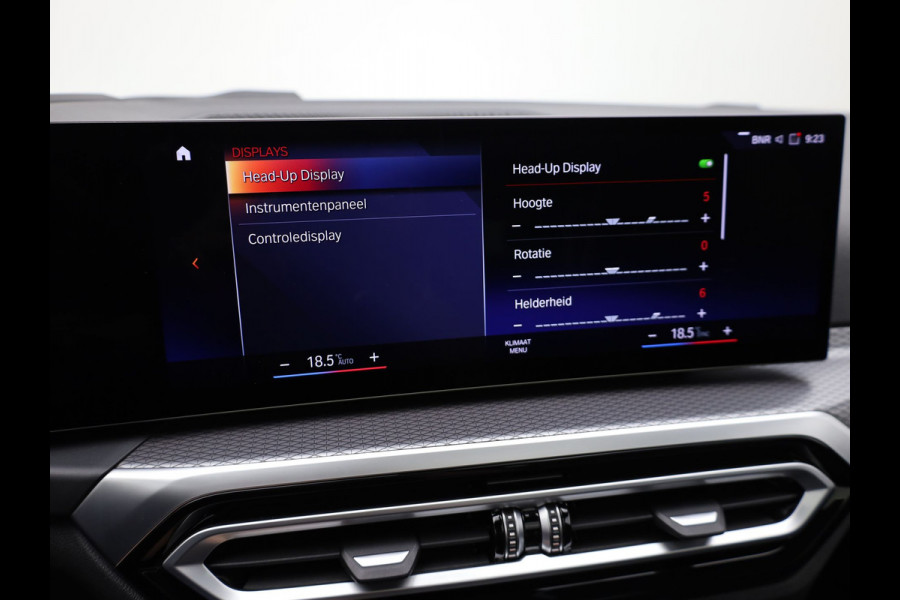BMW 3 Serie Touring M340i xDrive | Pano | Keyless | Memory | Trekhaak | Laser | Head Up | 19'' | Prijs Rijklaar!!