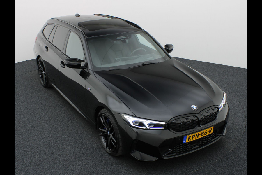 BMW 3 Serie Touring M340i xDrive | Pano | Keyless | Memory | Trekhaak | Laser | Head Up | 19'' | Prijs Rijklaar!!