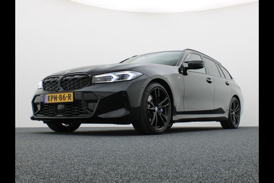 BMW 3 Serie Touring M340i xDrive | Pano | Keyless | Memory | Trekhaak | Laser | Head Up | 19'' | Prijs Rijklaar!!