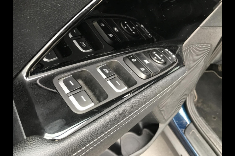 Kia Niro 1.6 Hybrid DynamicLine Open dak 7 JAAR GARANTIE Kia Niro 1.6 GDi Hybrid ExecutiveLine