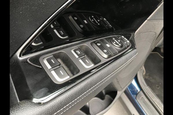 Kia Niro 1.6 Hybrid DynamicLine Open dak 7 JAAR GARANTIE Kia Niro 1.6 GDi Hybrid ExecutiveLine