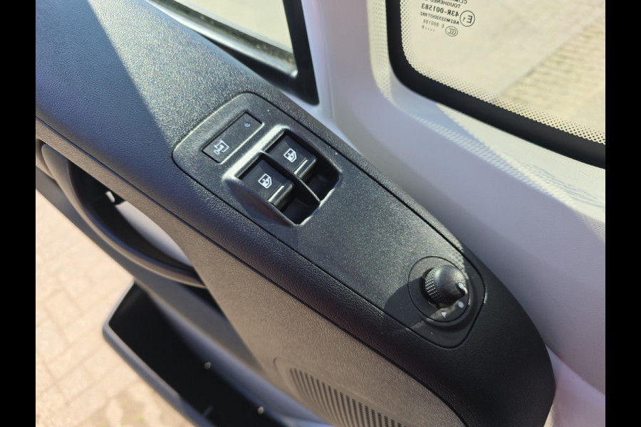 Peugeot Boxer 333 2.0 BlueHDI L2H2 Pro - 130 Pk - Euro 6 - Airco - Cruise Control