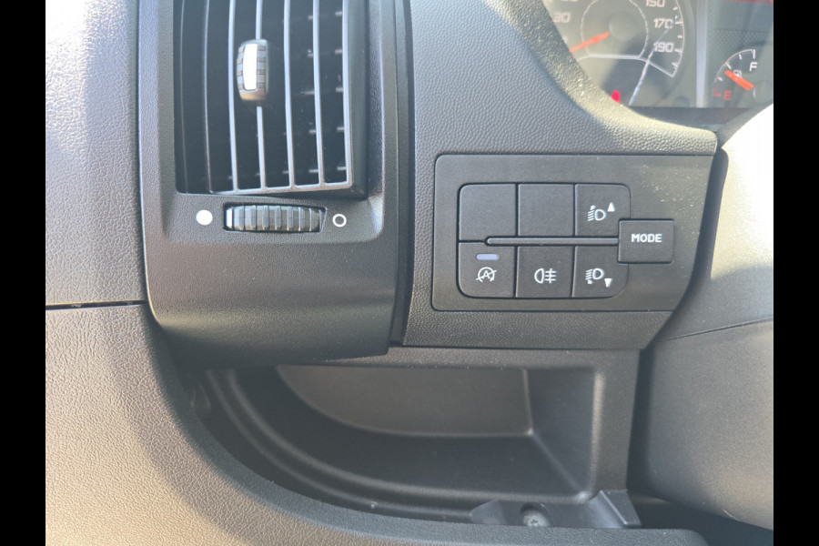 Peugeot Boxer 2.2 BlueHDi L2 H2 - 140 Pk - Euro 6 - Airco - Cruise Control