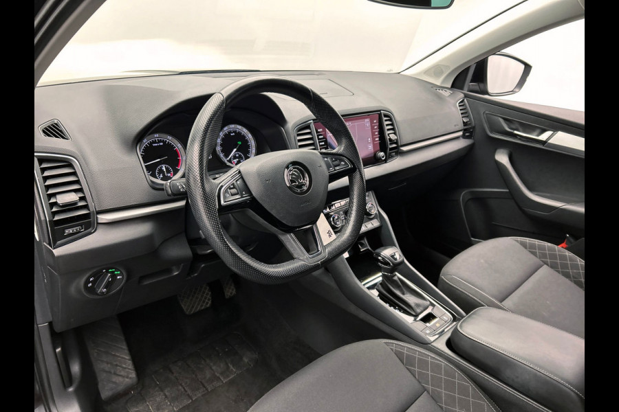 Škoda Karoq 1.0 TSI Clever Edition | Origineel NL | Camera | Carplay | Stoelverwarming | Navigatie | Adaptieve Cruise/Control |